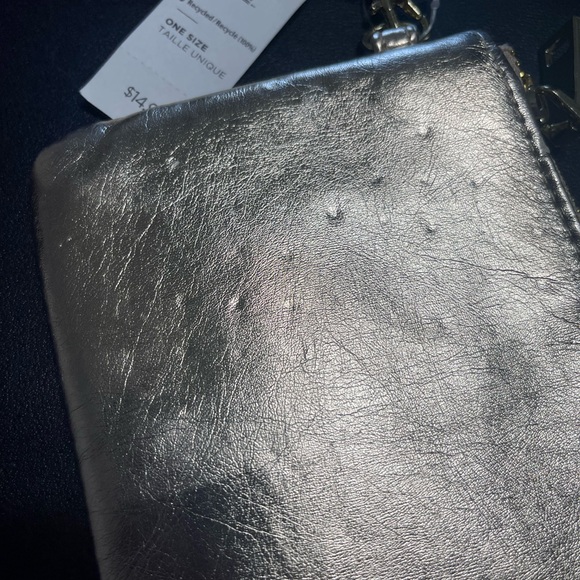 Old Navy Wristlets - Picture 7 of 7